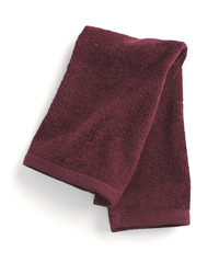 Hemmed Fingertip Towel